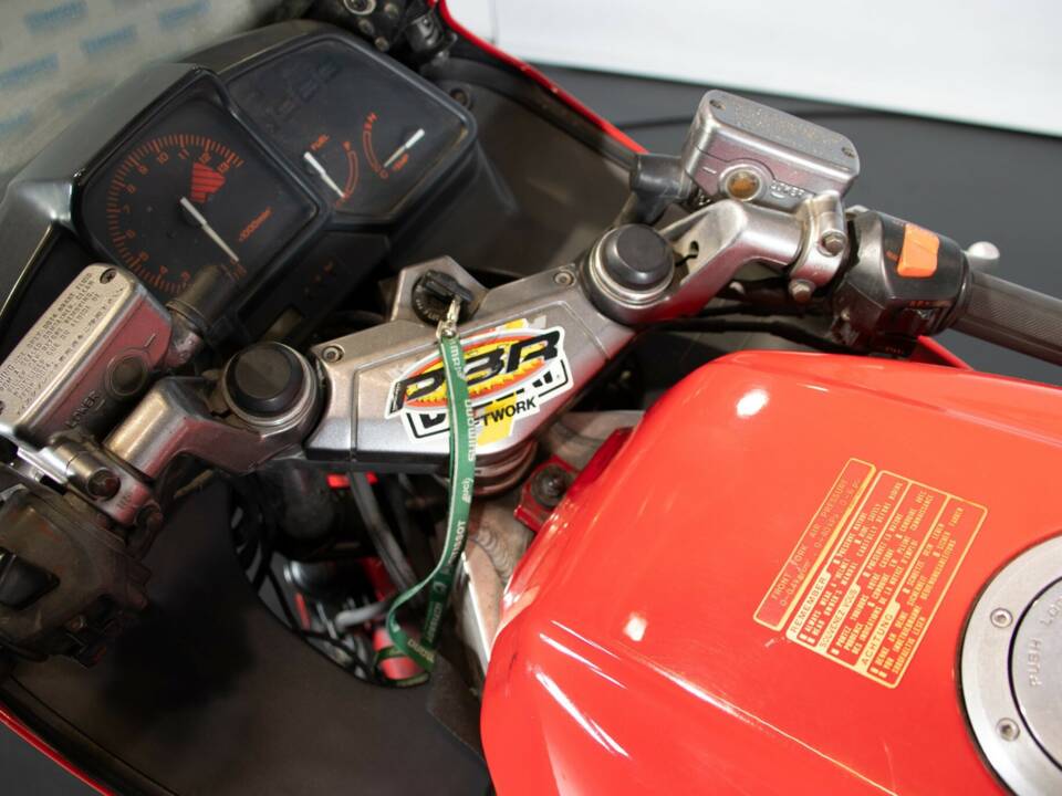 Imagen 45/50 de Honda VFR 750R RC 30 (1988)