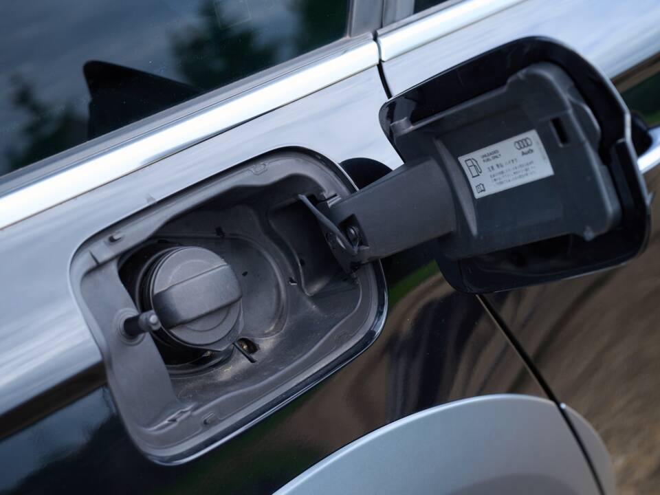 Image 23/50 of Audi A6 3.0 TFSI allroad quattro (2013)