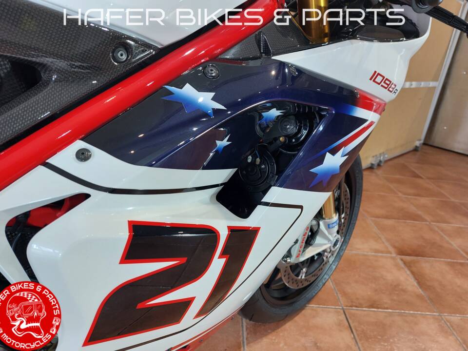 Bild 26/56 von Ducati 1098 R (2009)