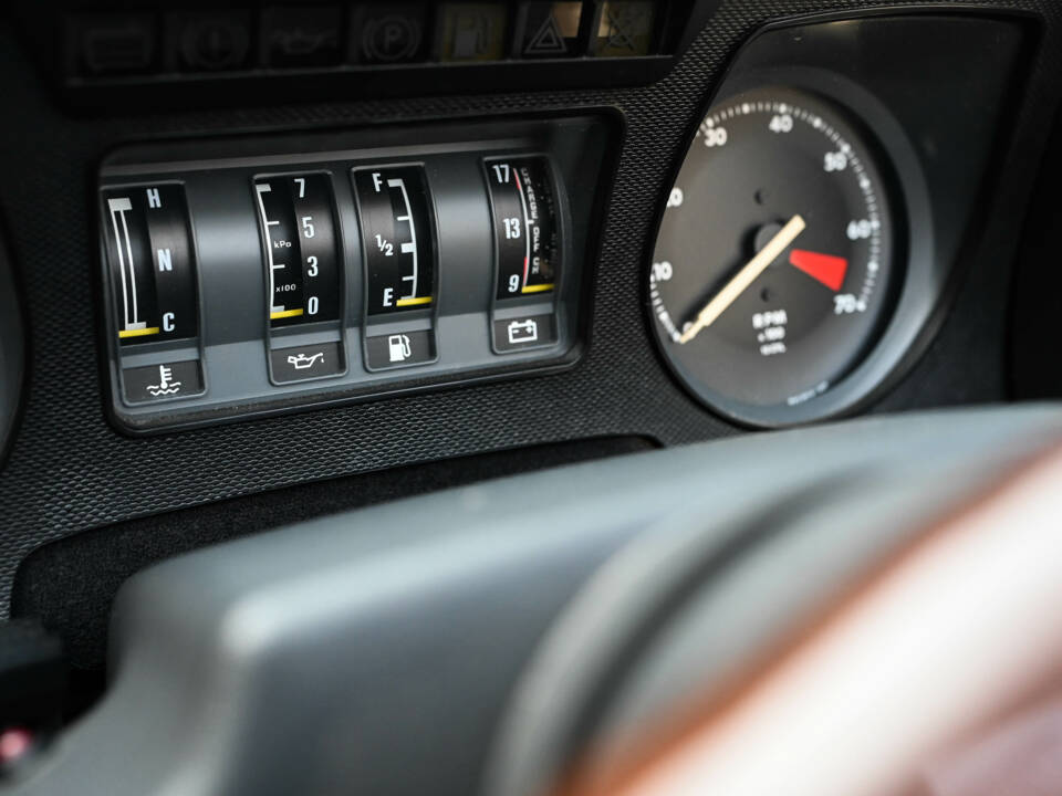 Image 42/45 of Jaguar XJ-S Convertible (1990)