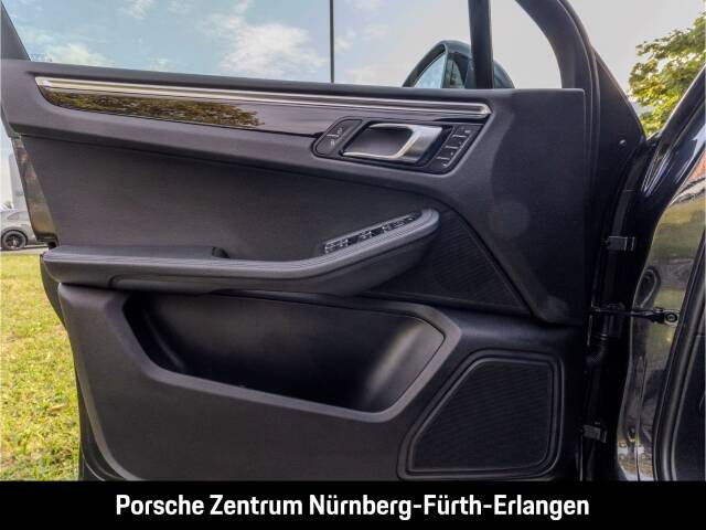 Bild 32/49 von Porsche Macan S (2022)