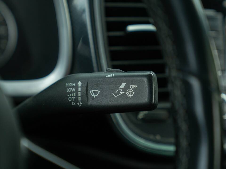 Image 42/50 of Volkswagen New Beetle 2.0 (2012)