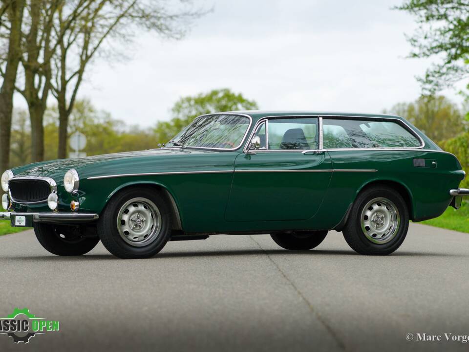 Image 16/34 of Volvo 1800 ES (1972)