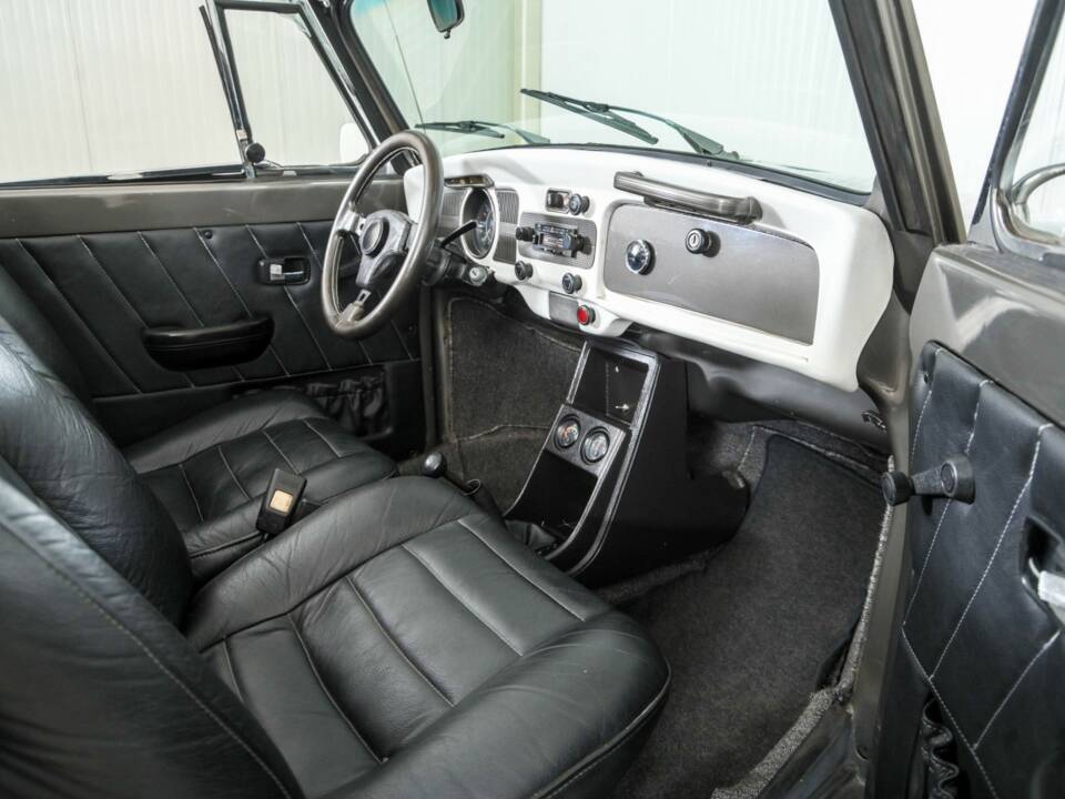 Image 12/50 of Volkswagen Beetle 1303 LS (1971)