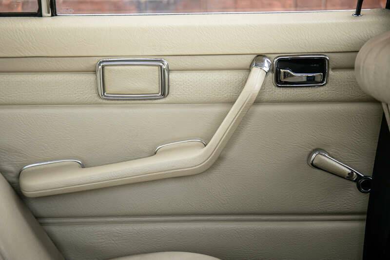 Image 19/50 of Mercedes-Benz 250 (1972)
