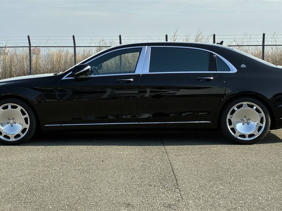 Bild 8/43 von Mercedes-Benz Maybach S 500 (2015)
