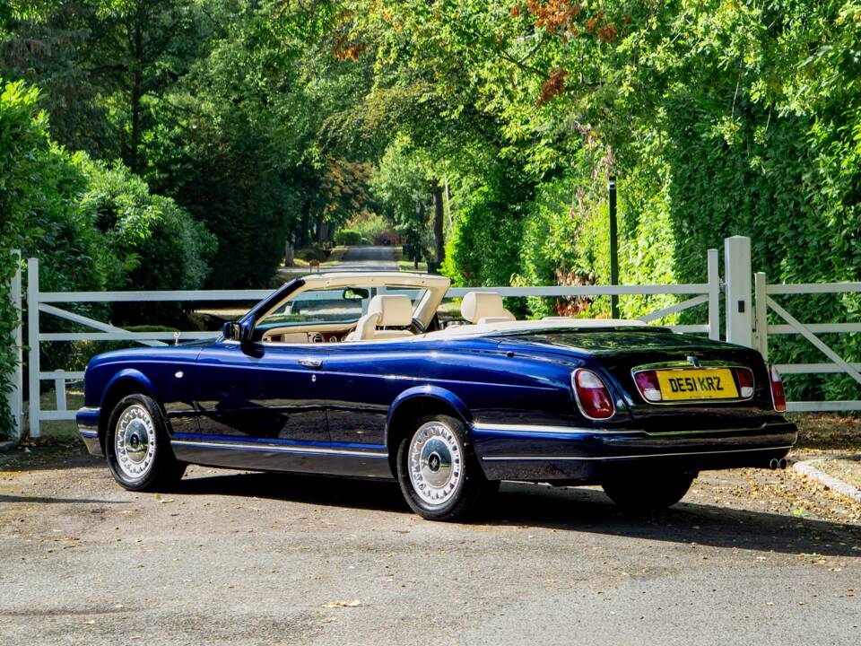 Bild 3/50 von Rolls-Royce Corniche V (2001)