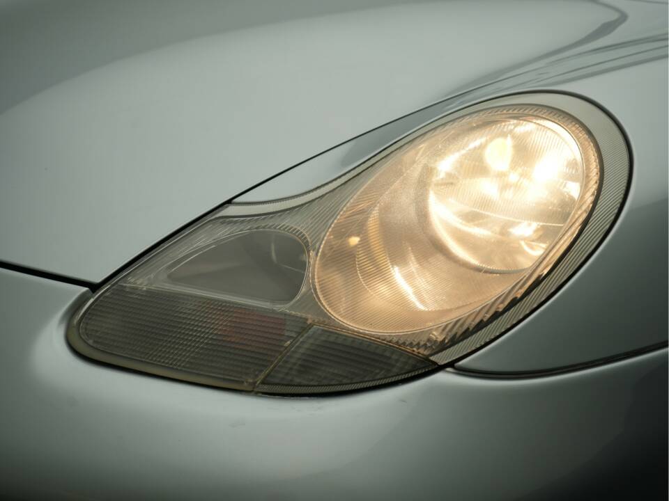 Image 34/45 de Porsche Boxster (2003)