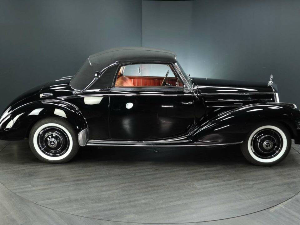 Immagine 25/30 di Mercedes-Benz 220 Cabriolet A (1955)