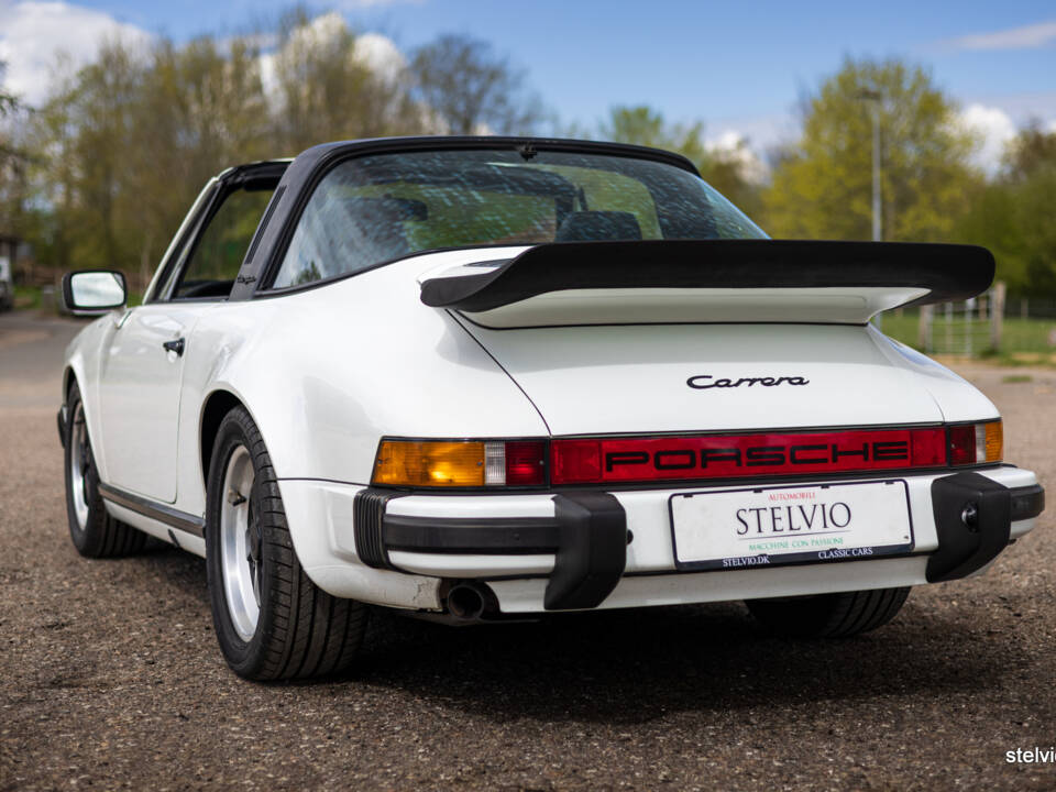 Bild 10/45 von Porsche 911 Carrera 3.2 (1984)