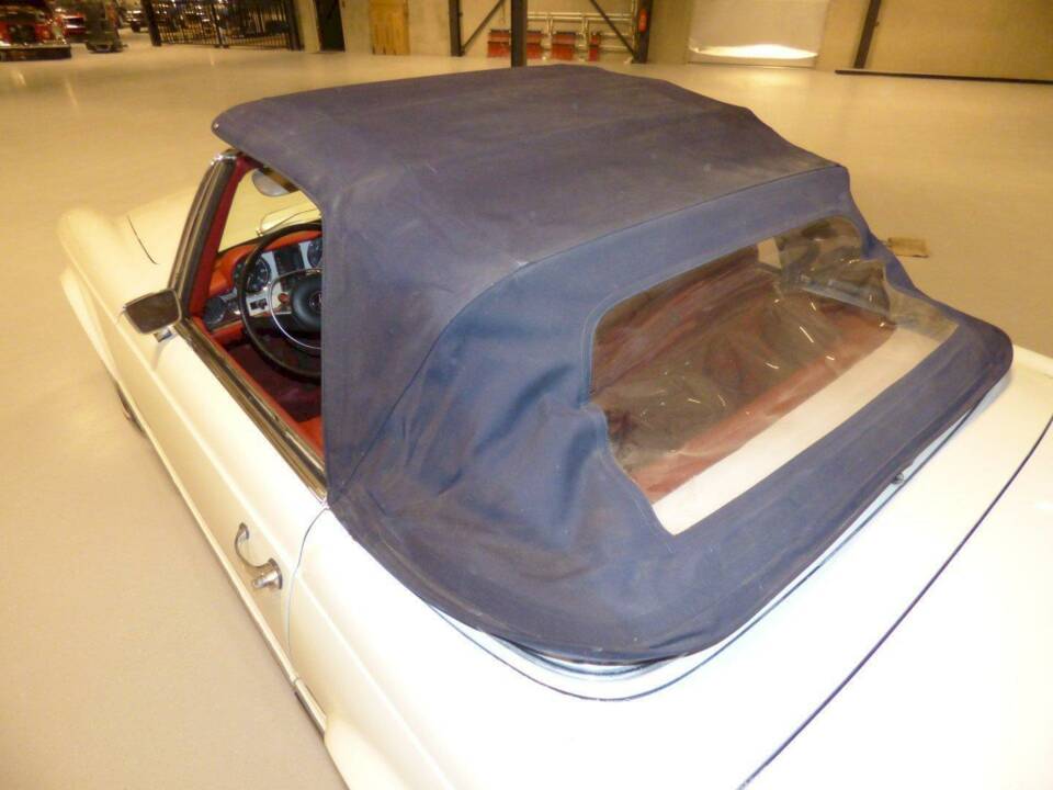 Bild 17/36 von Mercedes-Benz 280 SL (1970)