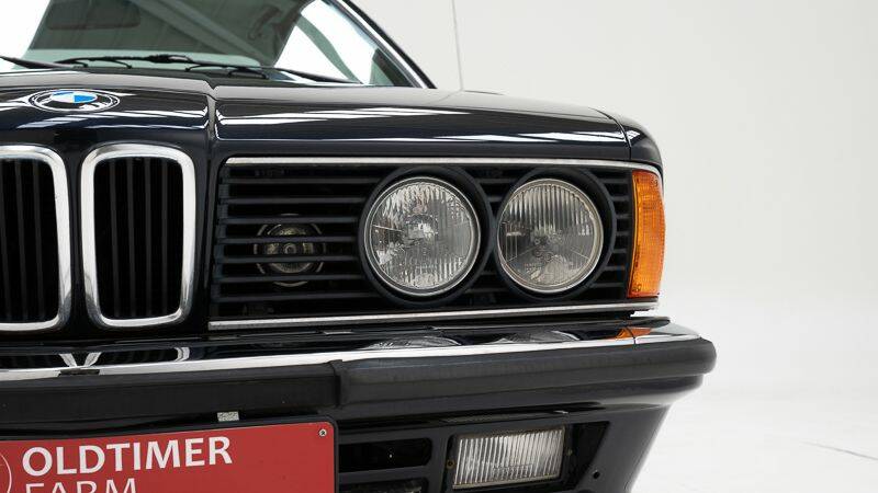Image 14/15 of BMW 633 CSi (1978)