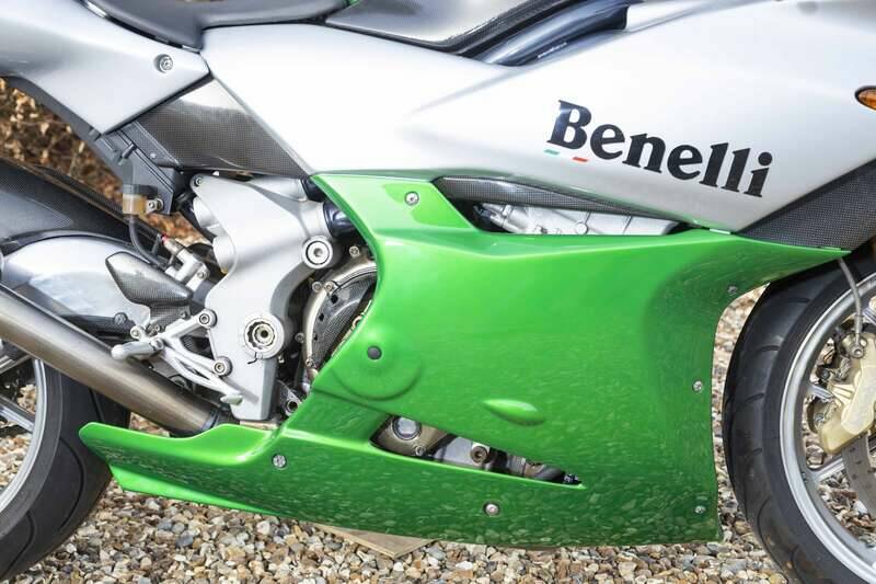 Immagine 32/38 di Benelli Tornado Tre 900 (2003)