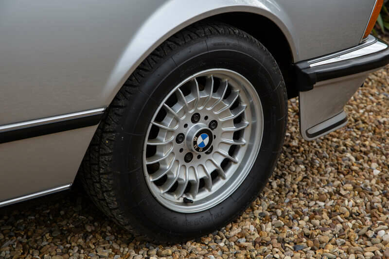 Image 25/50 of BMW 635 CSi (1982)