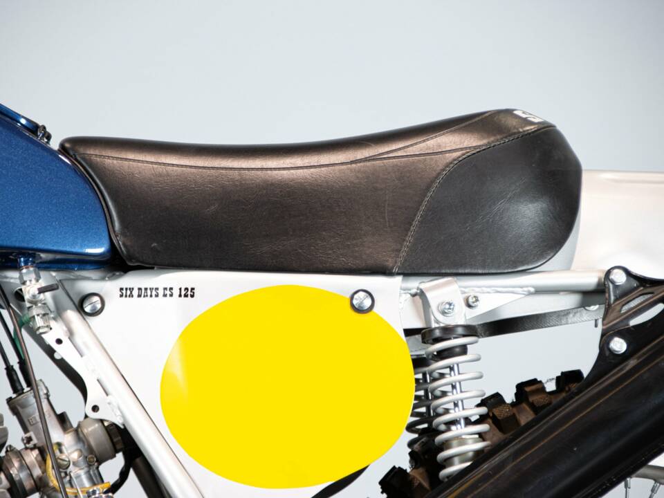 Immagine 38/50 di SWM DUMMY (1975)