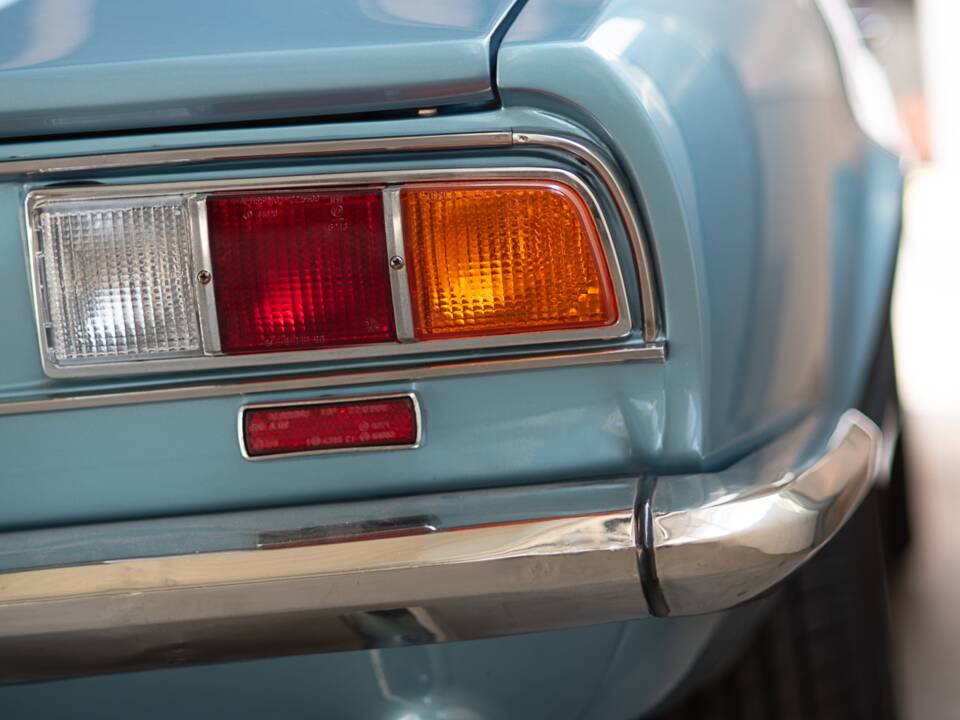 Obraz 18/19 pojazdu FIAT Dino 2400 Coupe (1970)