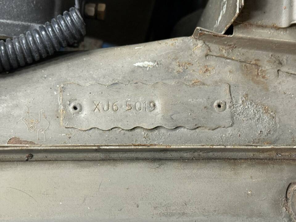 Bild 49/50 von Jaguar XJ 6 4.2 (1972)