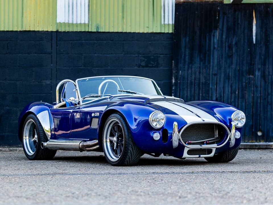 Image 10/50 of Dax Cobra (2005)
