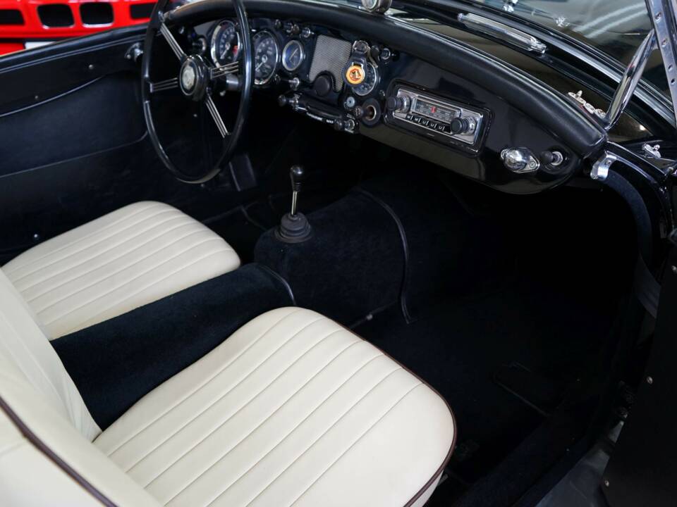 Immagine 27/46 di MG MGA 1500 (1959)