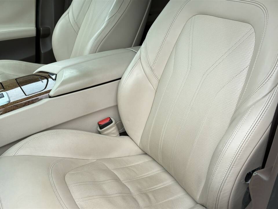 Image 19/56 of Maserati Quattroporte S (2015)