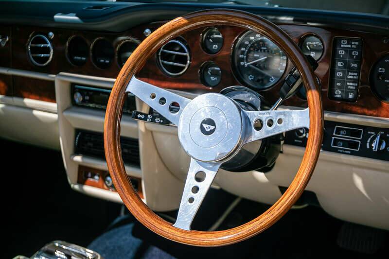 Image 8/47 of Bentley Continental (1987)