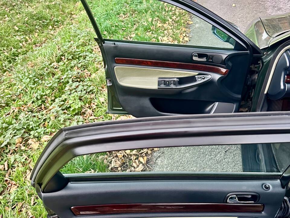 Immagine 15/26 di Audi A4 2.5 TDI (1999)