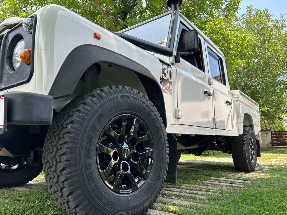 Bild 8/46 von Land Rover Defender 130 Double Cab (1998)