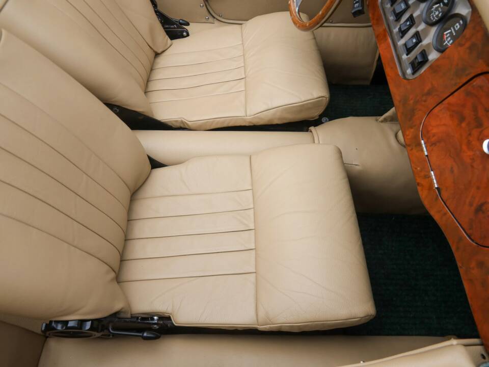 Bild 40/50 von Morgan 4/4 1600 (1979)