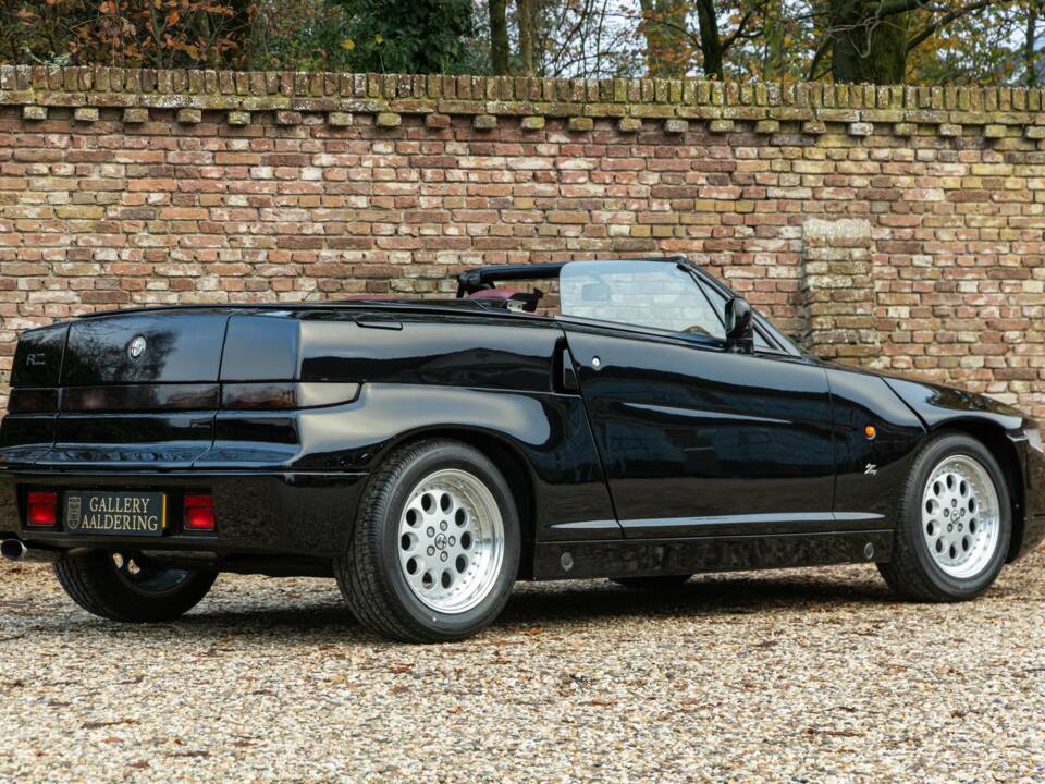Imagen 37/50 de Alfa Romeo RZ (1994)