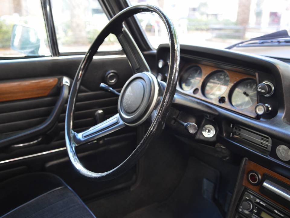 Bild 6/16 von BMW 2002 (1975)