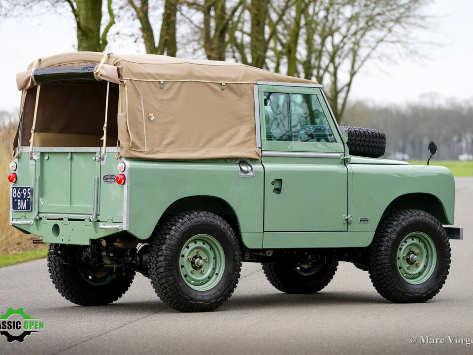 Bild 49/72 von Land Rover 88 (1966)