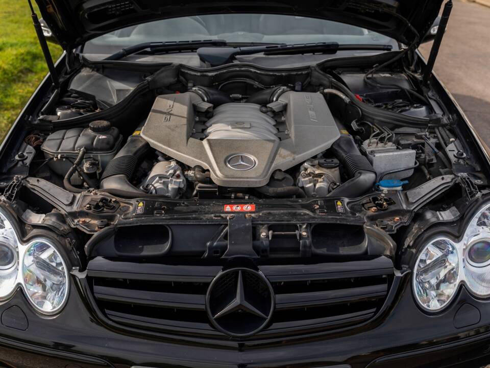 Immagine 5/15 di Mercedes-Benz CLK 63 AMG (2007)