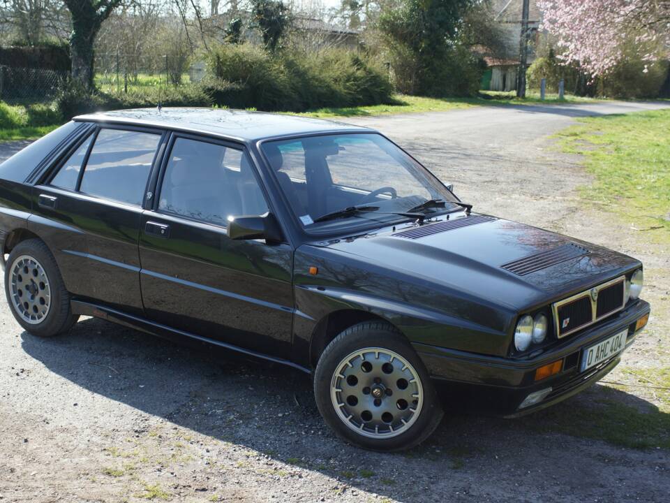 Bild 21/105 von Lancia Delta HF Integrale 16V (1990)