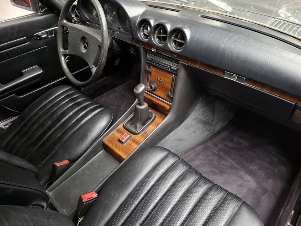Bild 15/18 von Mercedes-Benz 280 SL (1981)