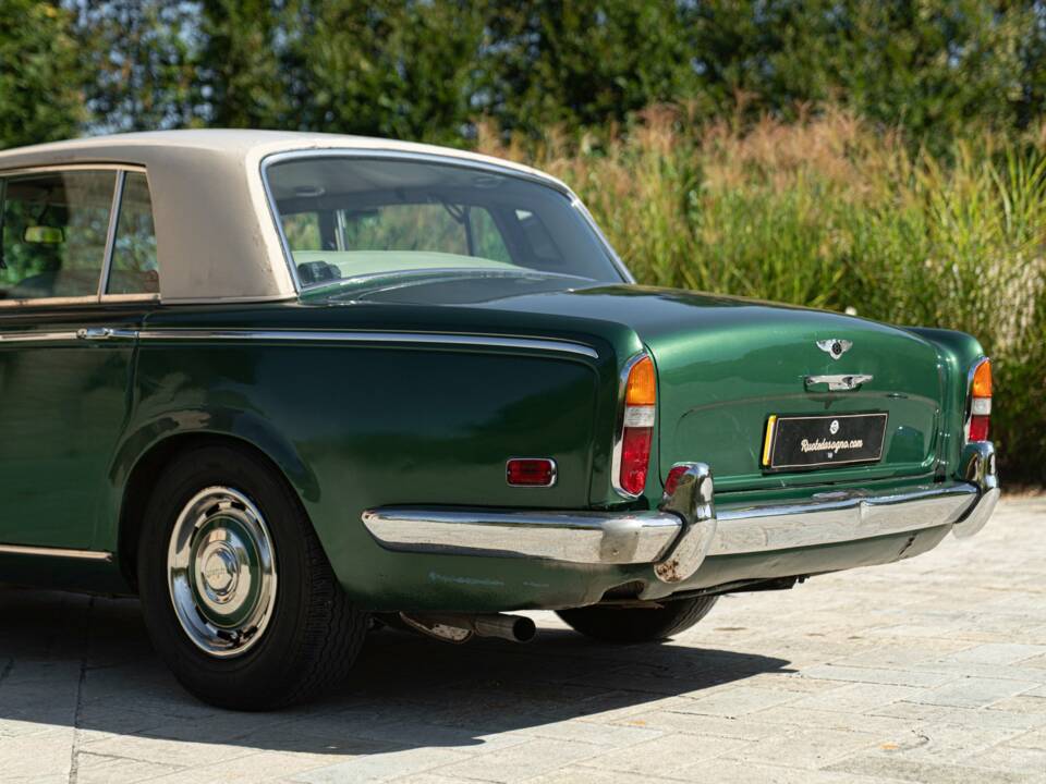 Image 16/50 of Bentley T 1 (1973)