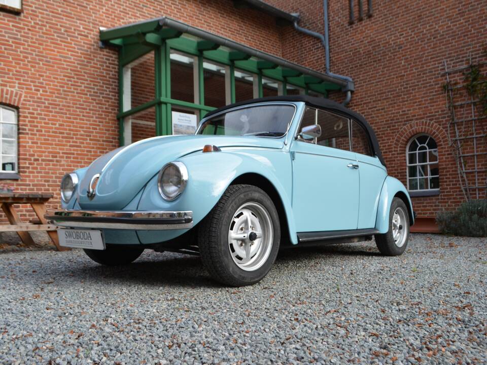 Image 2/15 of Volkswagen Beetle 1302 LS (1970)