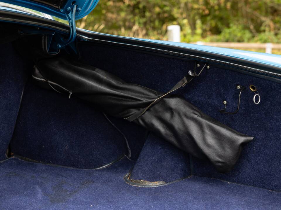 Image 34/50 of Rolls-Royce Silver Shadow II (1979)