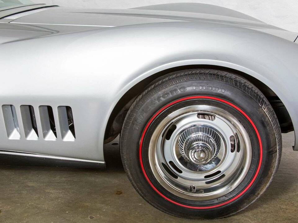 Immagine 15/27 di Chevrolet Corvette Stingray (1968)