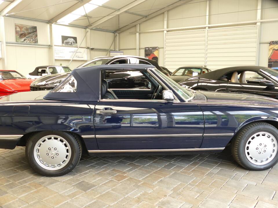 Image 8/22 de Mercedes-Benz 300 SL (1989)