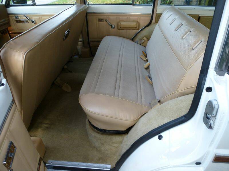 Image 35/50 of Jeep Wagoneer Brougham (1982)