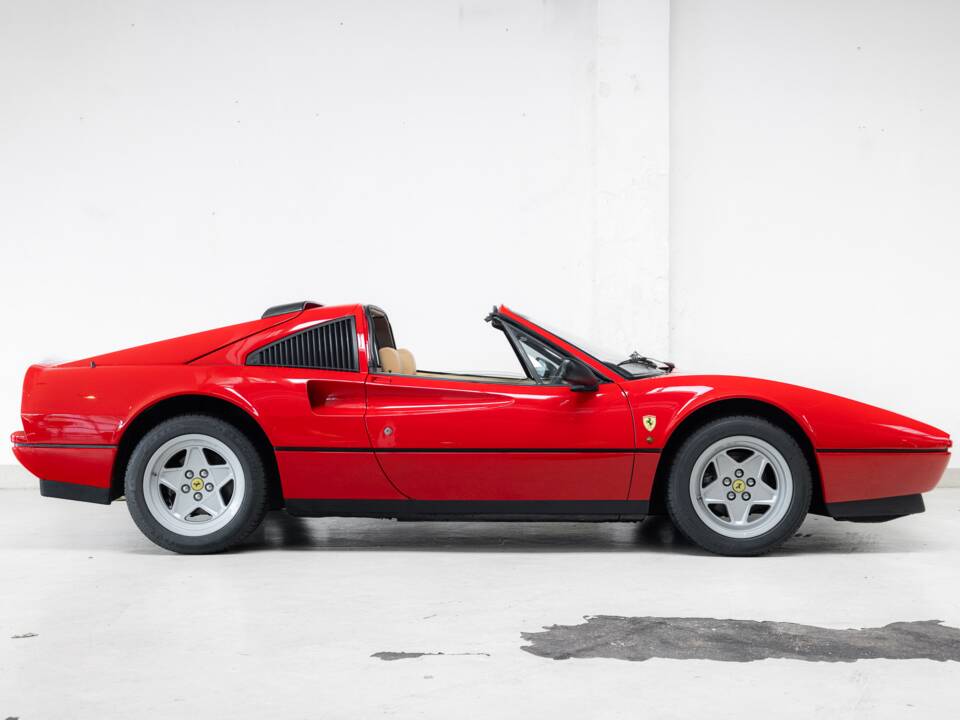 Bild 5/40 von Ferrari 328 GTS (1986)