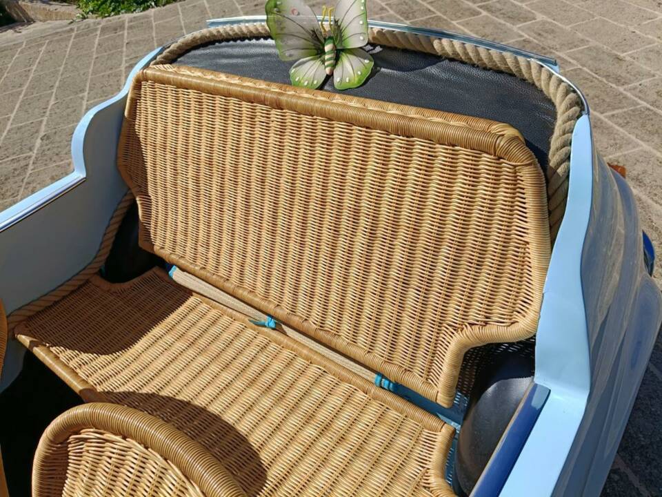 Bild 21/50 von FIAT 500 L (1971)