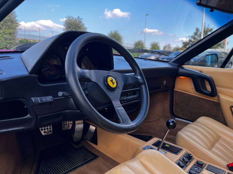 Afbeelding 8/16 van Ferrari 328 GTB (1989)