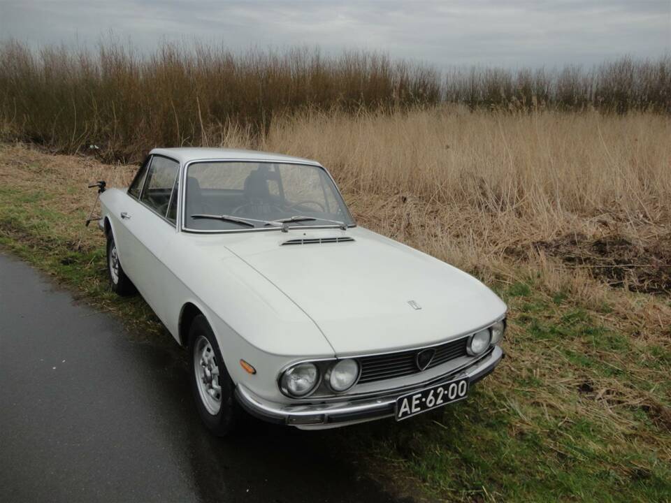 Bild 6/50 von Lancia Fulvia Sport 1.3 (1971)