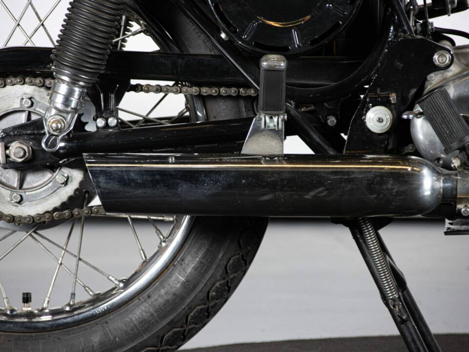 Immagine 38/50 di Ducati 350 Scrambler (1971)