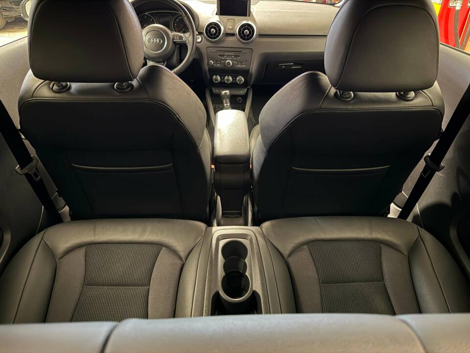 Immagine 15/15 di Audi A1 2.0 TDI (2012)
