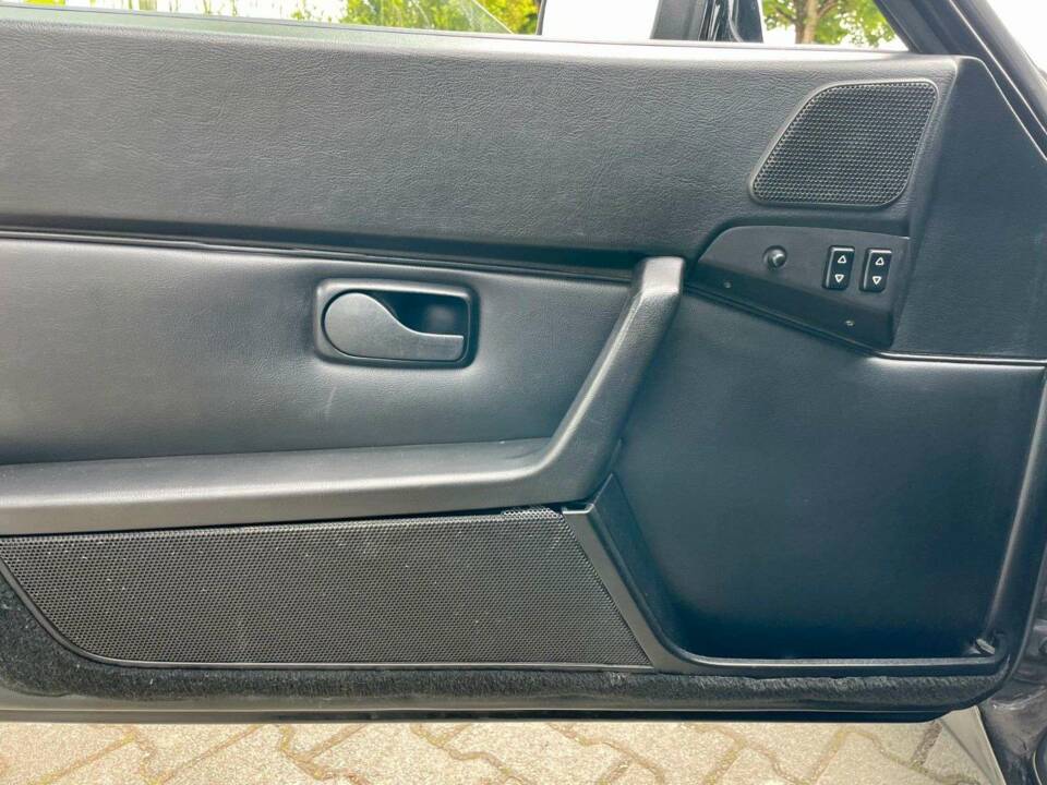 Image 11/20 of Porsche 944 S2 (1991)