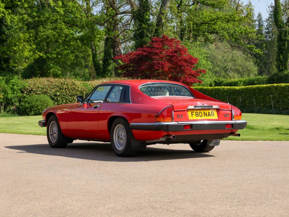 Image 17/43 of Jaguar XJ-S V12 (1988)