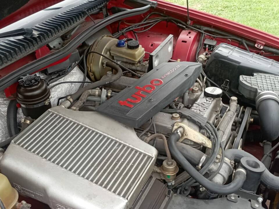 Image 48/51 of Alfa Romeo 75 1.8 Turbo (1991)