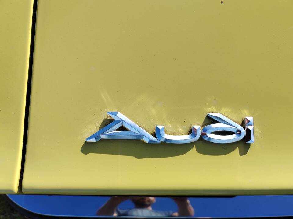 Image 48/54 of Audi 100 Coupe S (1971)